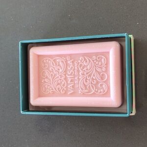 Vanissa san mateo soap bar 10.5 oz bath bar